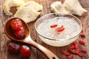 Giải mã tổ yến có chất dinh dưỡng gì? Ăn yến sào như thế nào là hợp lý?