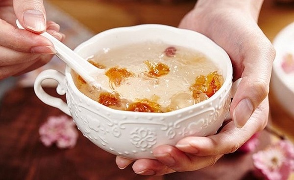 Những công dụng của yến sào đối với sức khỏe có thể bạn chưa biết!